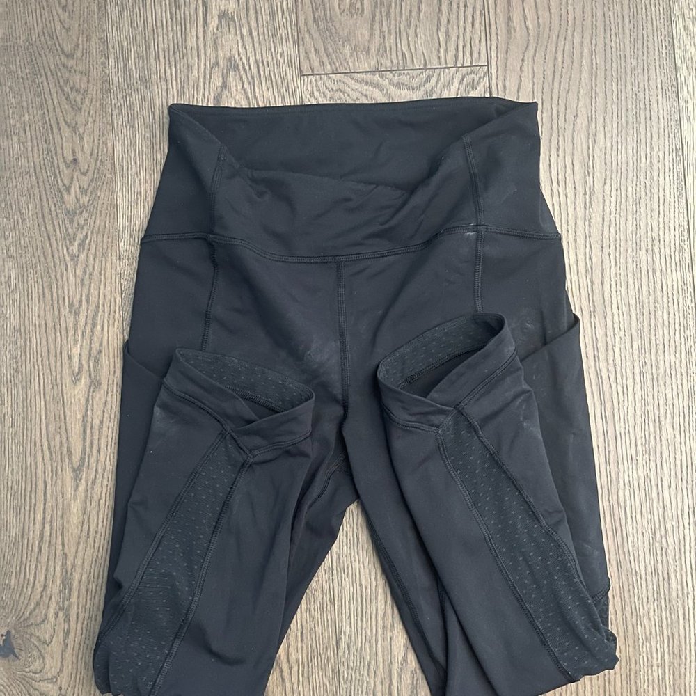 Lululemon Cropped Leggings with Mesh